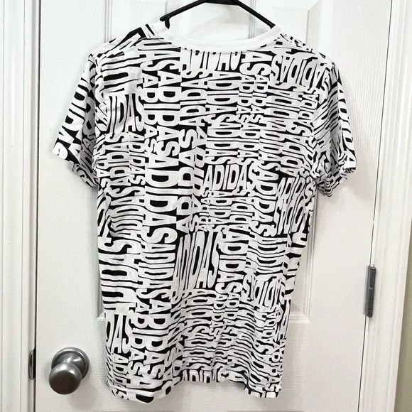 Adidas All Over Logo Print Short Sleeve Graphic T Shirt Boys Size L - Picture 5 of 7